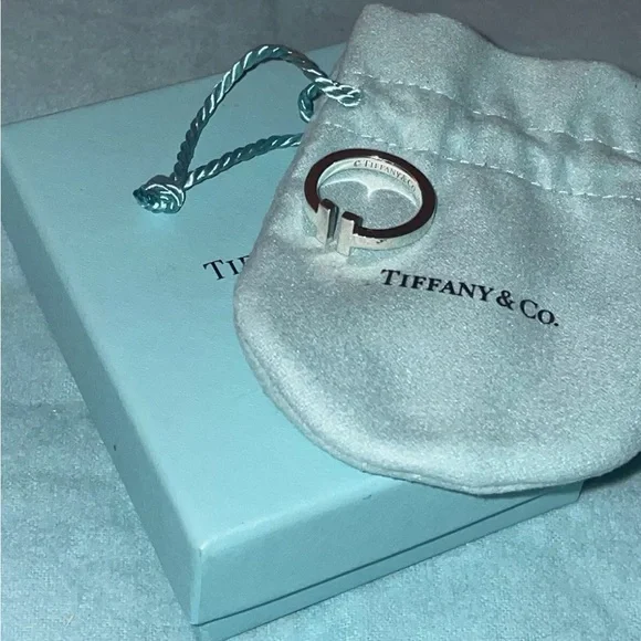 Tiffany & Co. Silver T Design Ring Sz 7
Via - Picture 8 of 10